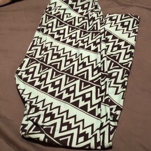 Tc mint and black leggings vguc lularoe